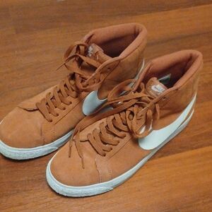 Nike Men's Blazer SB Mid Sneakers Dusty Peach Size 13